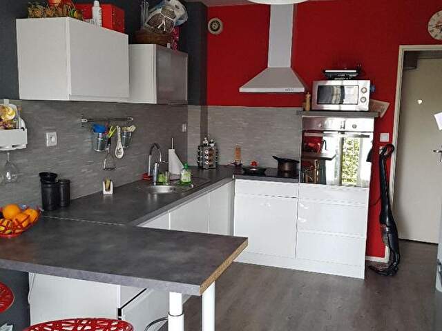 Appartement Evreux 2 pièces 62,98 m² avec Balcon, Cave et Parking — photo du bien