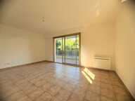 F2 56M² avec Parking et cave - VIDE — photo 3