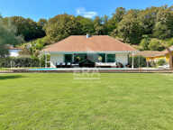 PAU - BIZANOS : Maison de prestige de plus de 170m2, avec grand jardin, piscine, dépendances — photo 2