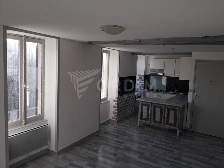 GY L'EVEQUE appartement  F2  de38.77 m2 — photo 1