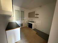 Pavillon de plain-pied  Saints-en-Puisaye sur 2 668m² de terrain — photo 4