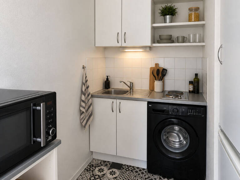 Bordeaux, studio à vendre emplacement stratégique — photo 1