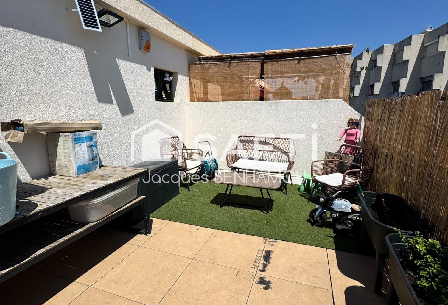 T3/4 + terrasse + box+cave — photo 1