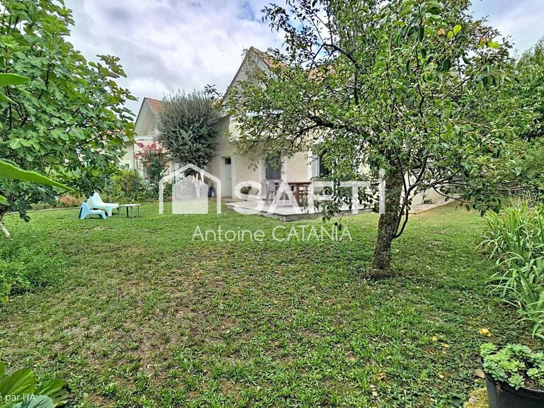 Sassenage  Maison familiale 4 chambres avec garage et jardin — photo 1