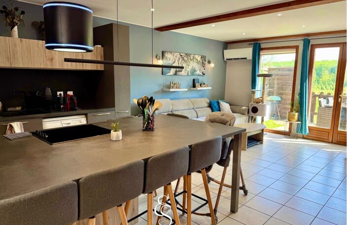 Charmant duplex avec garage, terrasse et terrain — photo 3