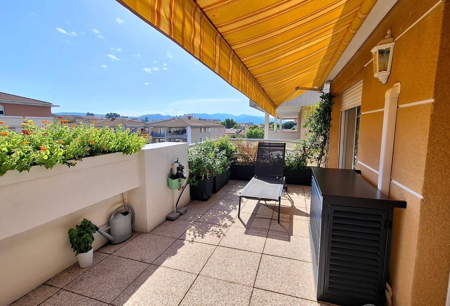 LES DEFENSIONS APPARTEMENT T4 "LE FAMILIAL", DERNIER ETAGE, TERRASSE ET GRAND GARAGE — photo 1