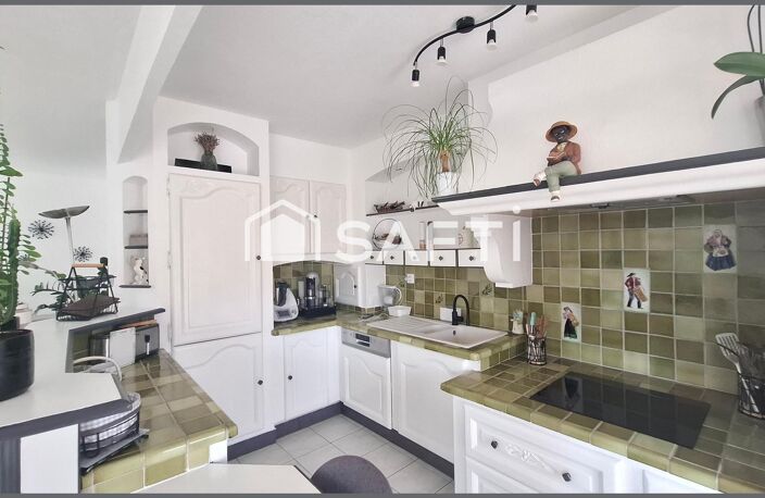 LES DEFENSIONS APPARTEMENT T4 "LE FAMILIAL", DERNIER ETAGE, TERRASSE ET GRAND GARAGE — photo 4