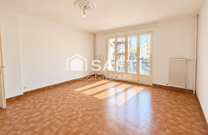 Marseille 5e  Proche Camas | T3 de 82 m² avec 2 balcons et ascenseur — photo 2