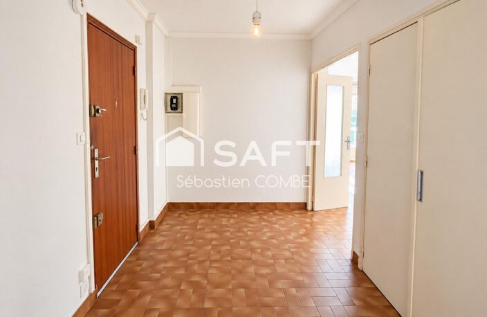 Marseille 5e  Proche Camas | T3 de 82 m² avec 2 balcons et ascenseur — photo 5