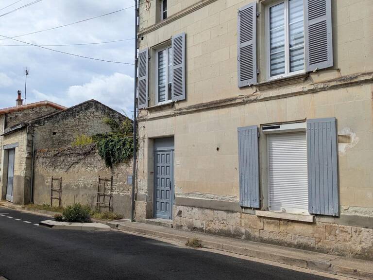 Maison familiale en centre ville avec les avantages de la campagne — photo 1