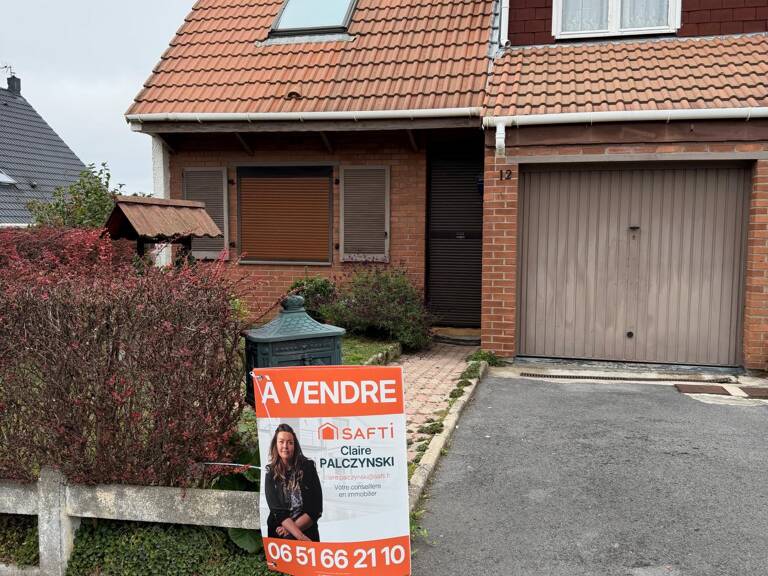 EXCLUSIVITÉ SAFTI  Maison de 98 m² avec jardin, garage et sous-sol complet — photo 1