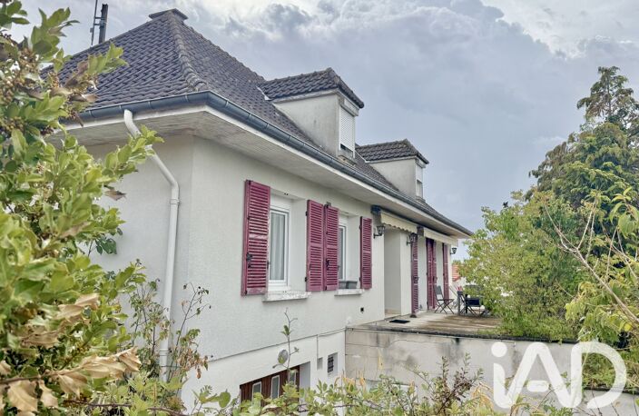 Vente Maison/villa 7 pièces — photo 2