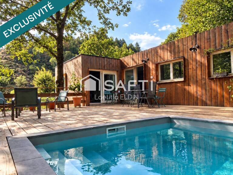 Maison d'architecte en bois sur 4 500 m² arborés — photo 1