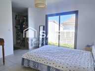 Villa T4 sans mitoyenneté - suite parentale en rdc — photo 3