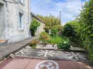 Maison familiale avec dépendances et potentiel locatif — photo 2