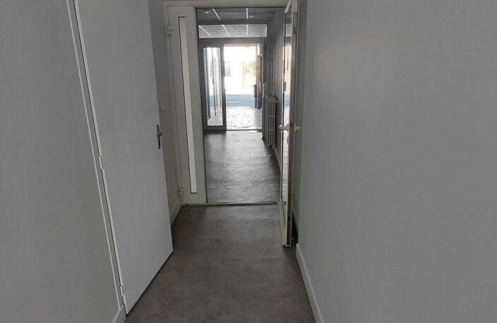 Immeuble de rapport 8 lots Place du marché Mareuil — photo 5
