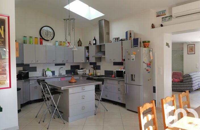 Vente Immeuble 17 pièces — photo 2