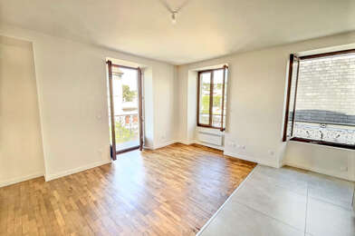 Appartement 2 pièces 835 €