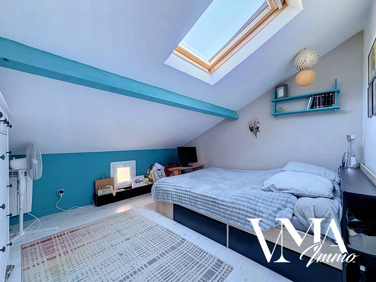 Val d'Oingt / Maison de 120m2 sur une parcelle de terrain de — photo 1