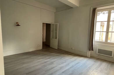 Appartement 4 pièces 765 €