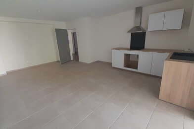 Appartement 3 pièces 1210 €