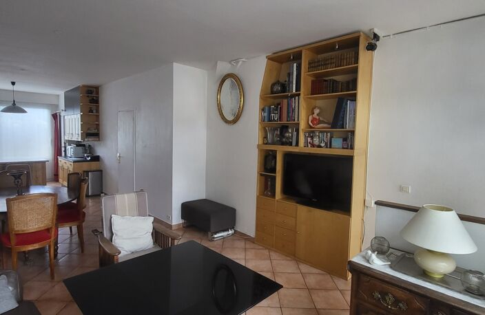 Vente Maison de ville 8 pièces — photo 3