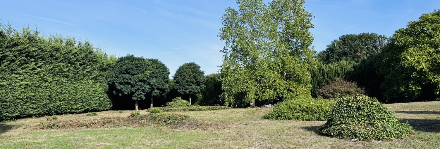 Terrain  1074 m² à vendre à Crespières (78121)