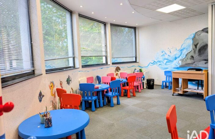 Location Bureaux 137 m&sup2; — photo 3
