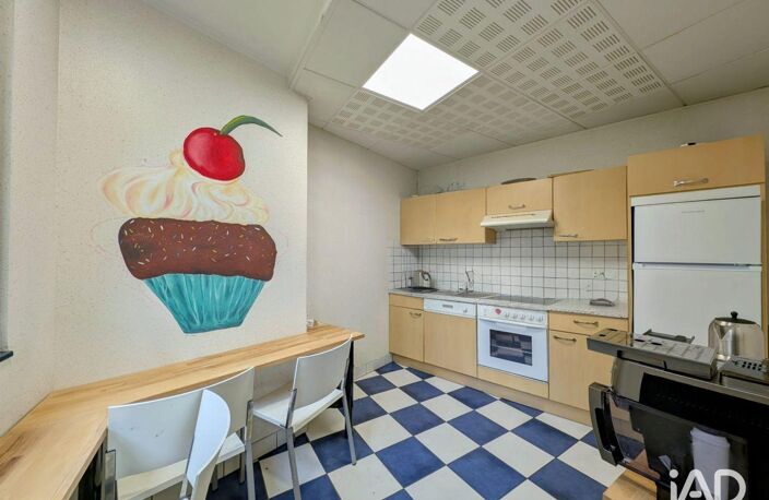 Location Bureaux 137 m&sup2; — photo 5