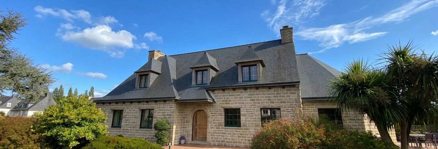 Maison 7 Pièces 253 m² à vendre à Plœuc-L'Hermitage (22150)