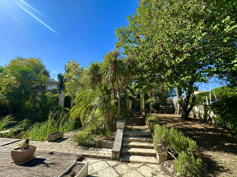 PONTAILAC APPARTEMENT 50 M DE LA PLAGE AU PRIX DE 176 550 EUR — photo 1