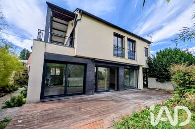 Maison 5 pièces 620000 €