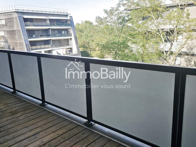 BEGLES APPARTEMENT T2 AVEC BALCON ET PARKING — photo du bien