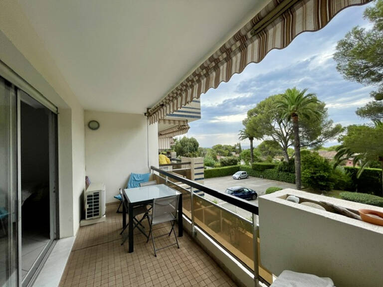 LOCATION 2 PIECES ST RAPHAEL QUARTIER BOULOURIS — photo 1