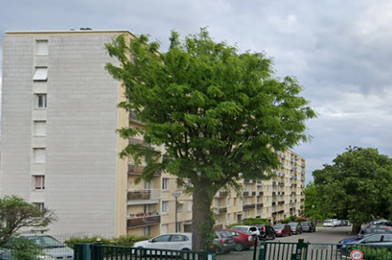 Appartement 2 pièces 885 €