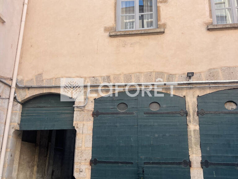 PLACE  BELLECOUR GRAND GARAGE A LOUER — photo 1