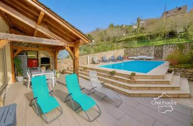 Très charmante maison de village (2009) avec piscine et jard — photo du bien