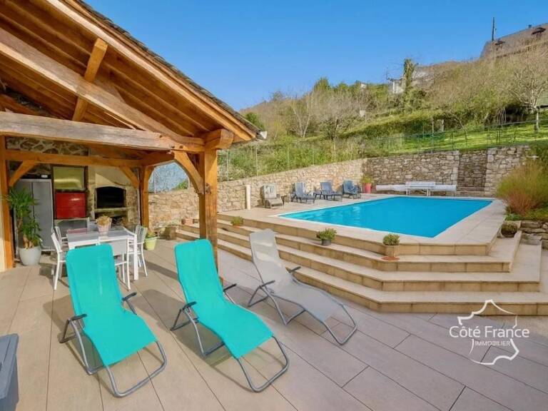 Très charmante maison de village (2009) avec piscine et jard — photo 1