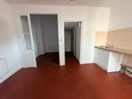 AIX-EN-PROVENCE – CENTRE-VILLE – TYPE 2 DE 32 M² – CALME ET VUE AGREABLE — photo 4