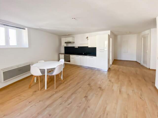 St Michel l'Observatoire, appartement T3 meublé 57.65 m2 — photo du bien