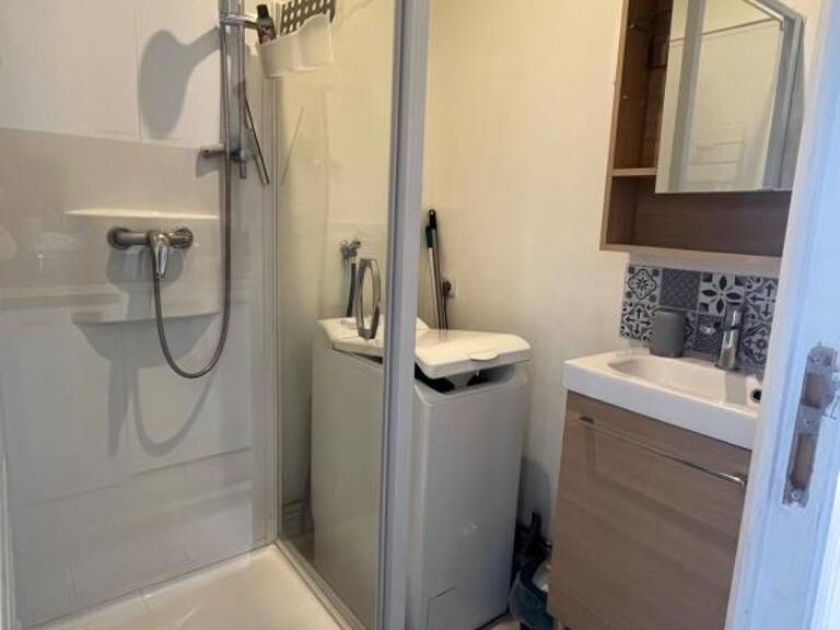 À 300 m de la plage, appartement 2 chambres entièrement rénové et vendu meublé — photo 1