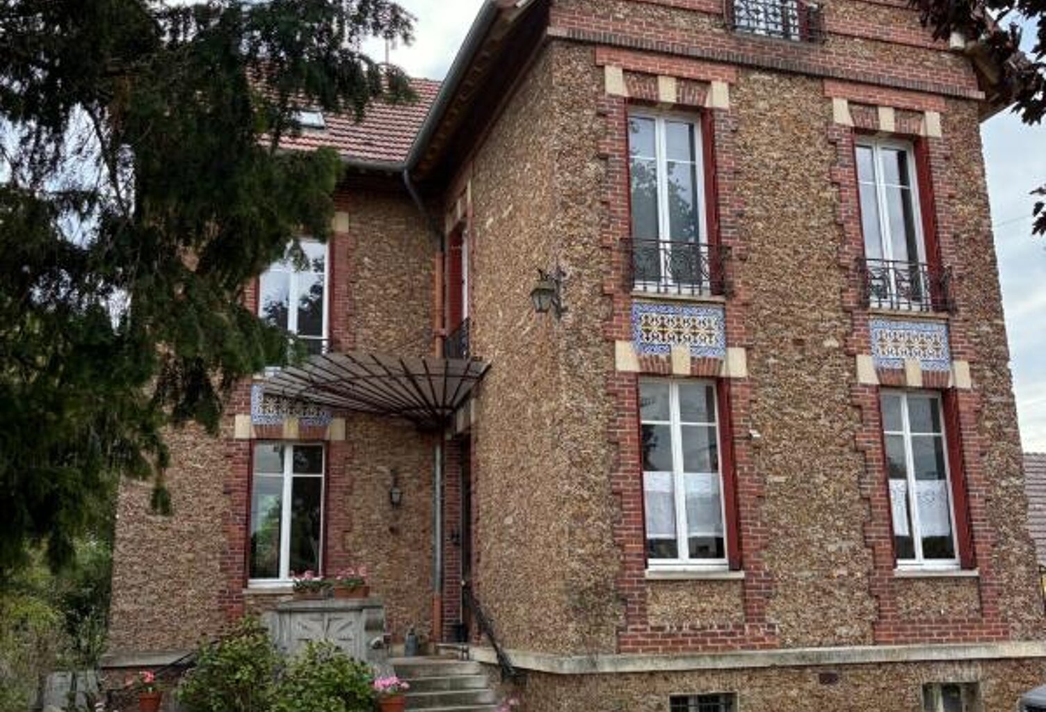 Maison à vendre 10 pièces Proche de LA FERTE SOUS JOUARRE (77) — photo 1
