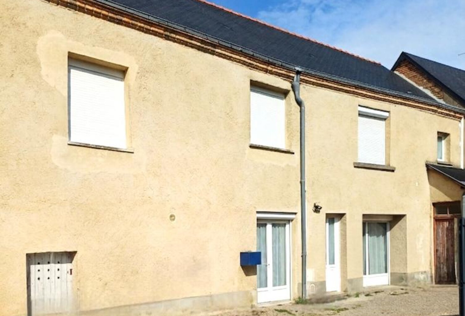 À SAISIR ! Maison 210 m² – 5 chambres – La Chapelle-d’Aligné » — photo 1