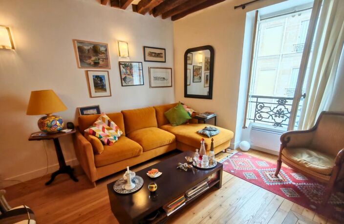Paris 6e – Rue de Sèvres – Duplex de charme au dernier étage — photo 5