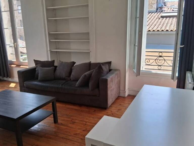T2 — photo 1