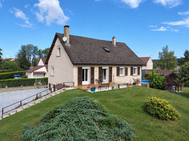 Pavillon sur sous-sol — photo du bien