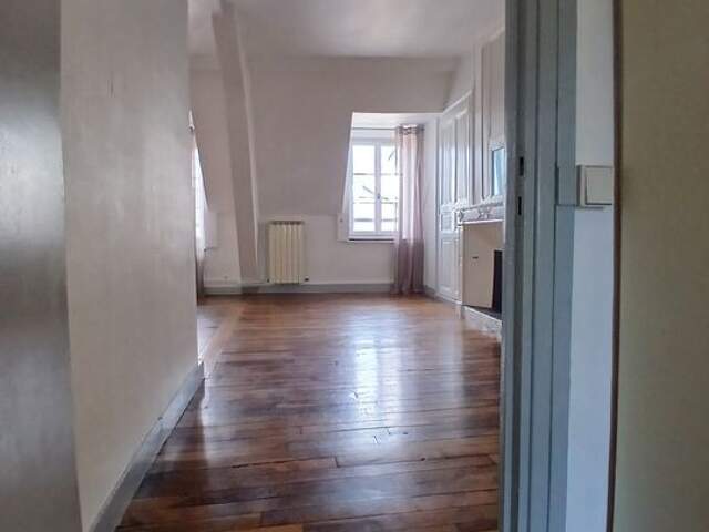 Appartement de 75m2 à louer sur Châteauroux — photo du bien
