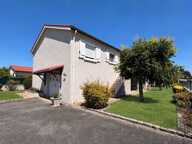 VEAUCHE – Belle maison familiale de 130 m² sur 1050 m² de terrain clos et arboré — photo 2