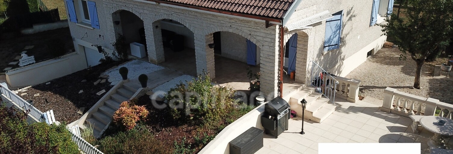 Maison 8 Pièces 217 m² à vendre à Is-sur-Tille (21120)