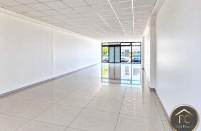 OPPORTUNITÉ À JARRY – LOCAL COMMERCIAL 100 M² EN RDC – VITRINE – RESTAURATION POSSIBLE — photo du bien